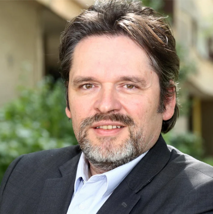 Velimir Šonje